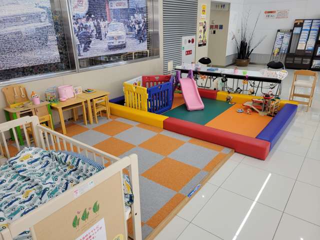 トヨタカローラ福岡 香椎駅前店