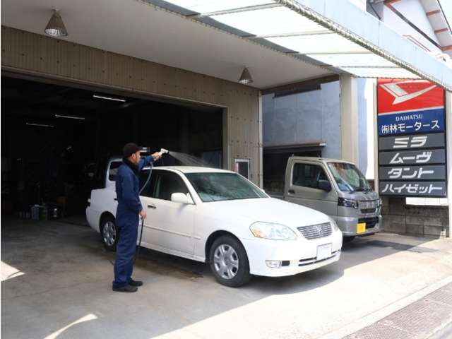 有限会社林モータース