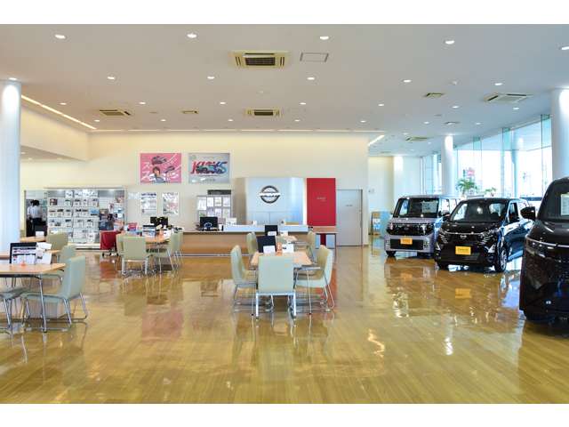 琉球日産自動車 北谷店