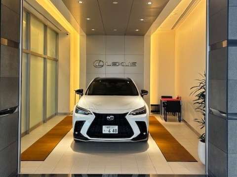 トヨタカローラ博多 レクサス大野城