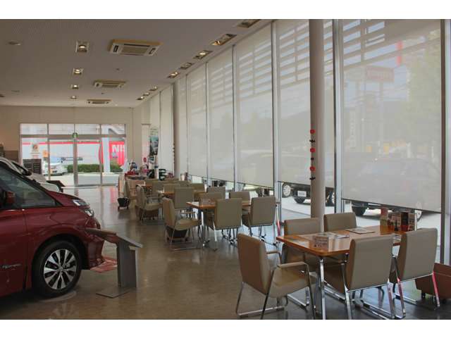 日産プリンス山口販売 山口朝田店