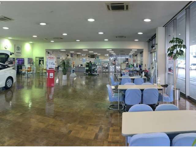 京都トヨタ自動車(株) 木津店
