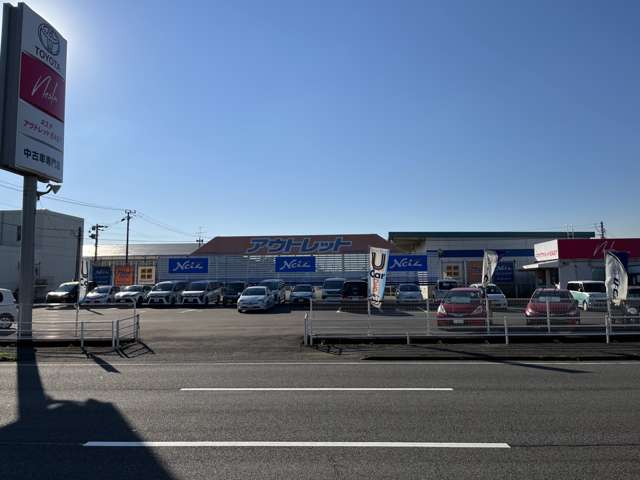 ネッツトヨタ大分(株) ネスタアウトレットEAST