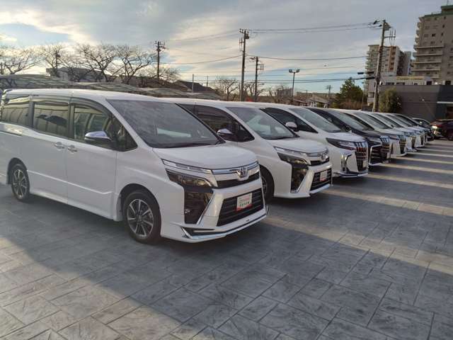 千葉トヨペット UVIS稲毛海岸