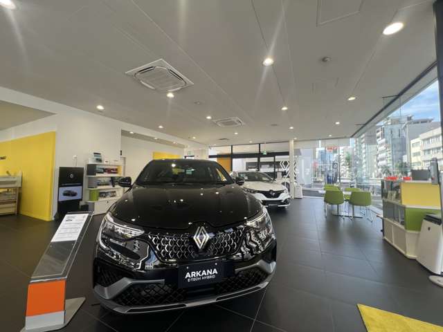 日産大阪販売(株) ルノー大阪城
