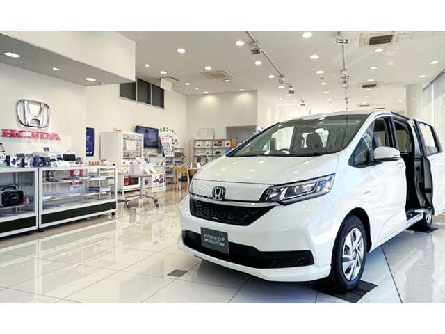 ホンダカーズ千葉 千葉みなと店(認定中古車取扱店)