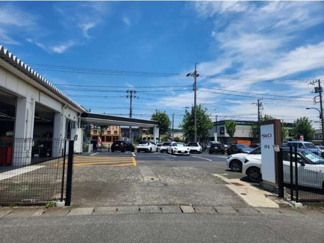 トヨタS&D西東京 GR Garage多摩 T’sFactory