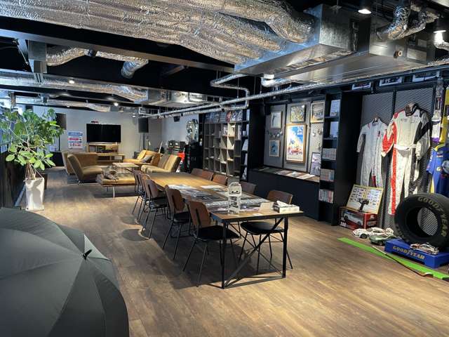 トヨタカローラ福岡 GR Garage福岡空港