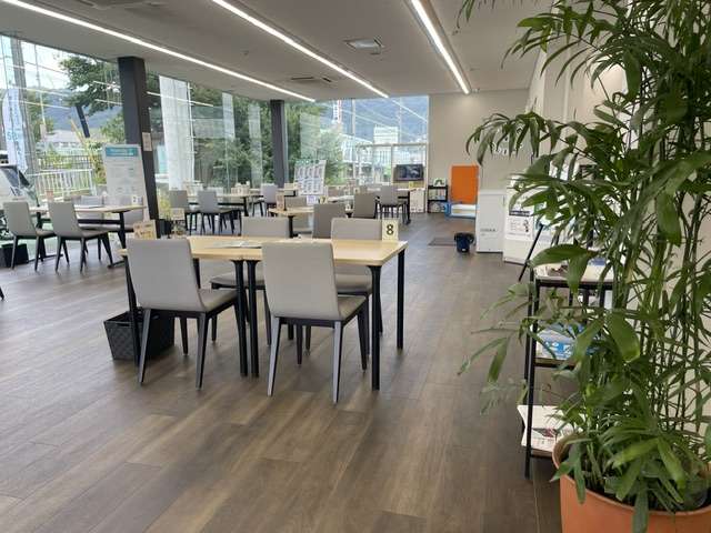 ホンダカーズ大阪 大東中央店