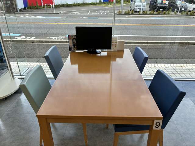 静岡日産自動車(株) 藤枝店