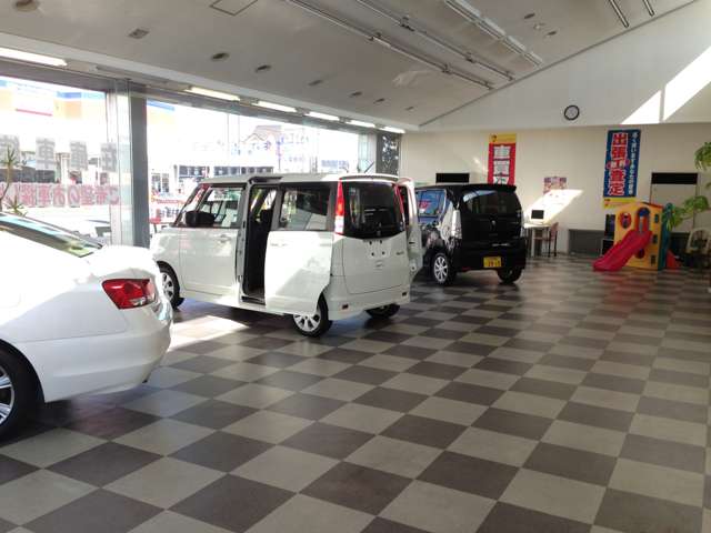 茨城日産自動車 カーセブン水戸赤塚店