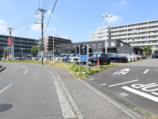 日産神奈川販売 Carスクエア都筑