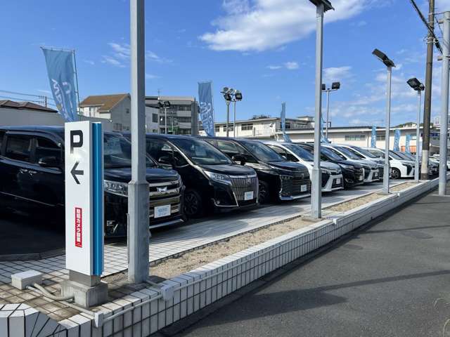 ウエインズトヨタ神奈川 WEINS U-Car 横須賀佐原インター