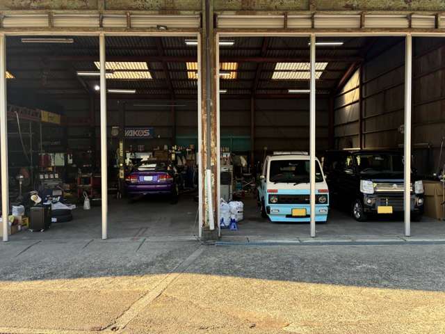 HIDEOUT AUTOMOTIVE