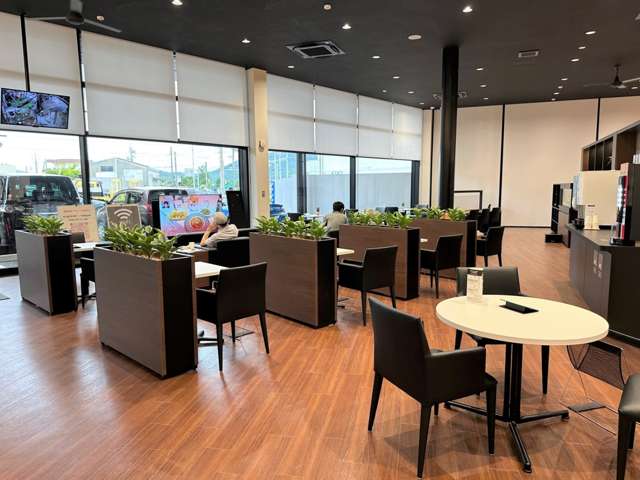 山口マツダ 防府西店