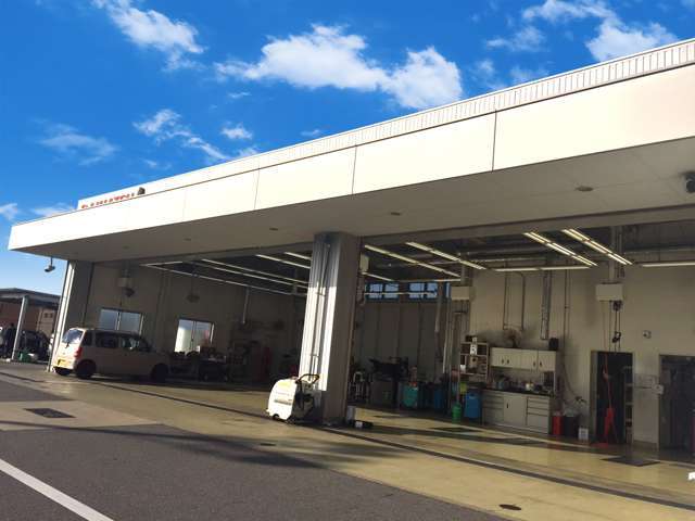 愛知ダイハツ(株) U-CAR岩津店