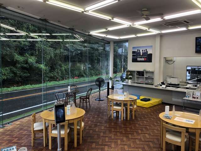 Honda Cars 赤磐 和気店