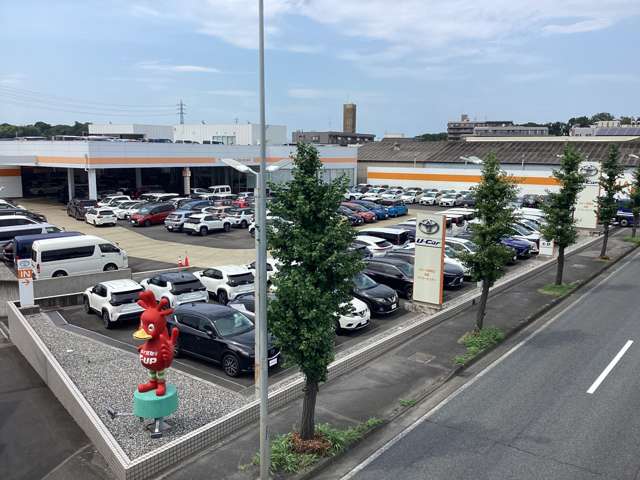 トヨタカローラ新埼玉 日進マイカーセンター