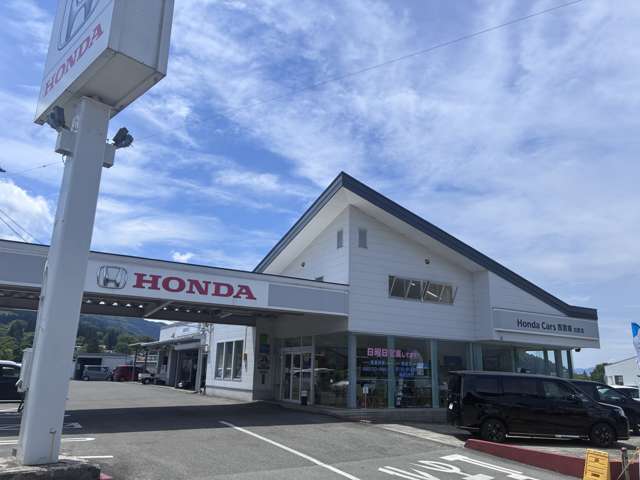 Honda Cars 西置賜 白鷹店U-Selectコーナー