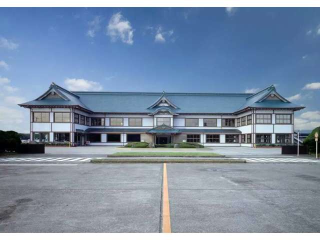 千葉トヨペット UVIS稲毛海岸