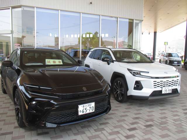 トヨタカローラ香川 春日店