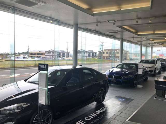 Shiga BMW Shiga BMW 湖東営業所