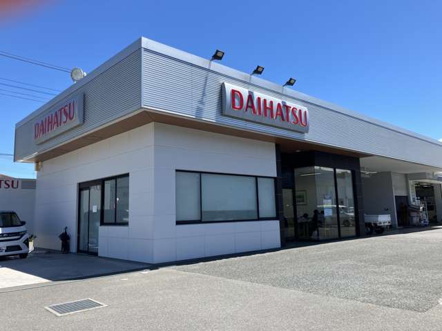 トヨタカローラ新埼玉 嵐山マイカーセンター