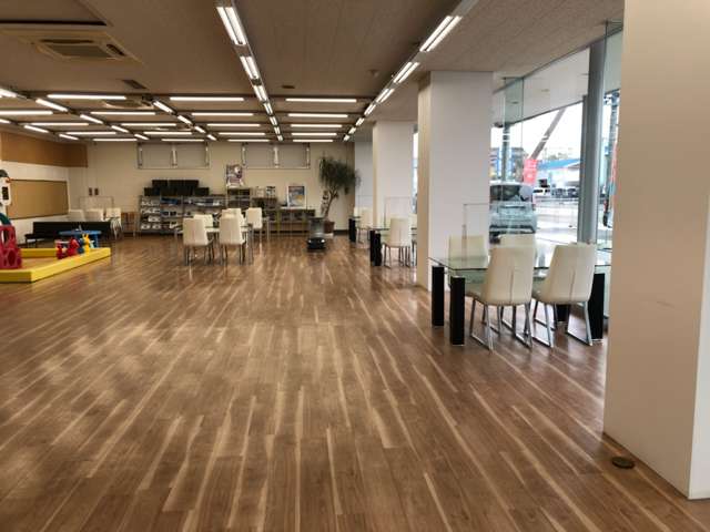 日産プリンス新潟販売 マイカー長岡店