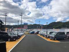 京都ダイハツ販売(株) 舞鶴店