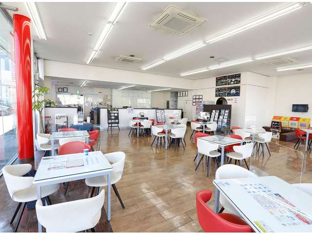 ホンダカーズ大阪 鶴見店(Honda認定中古車取扱店)