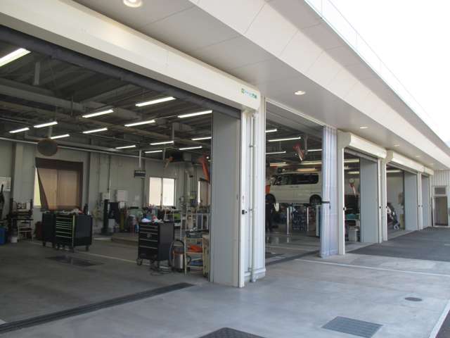 トヨタカローラ香川 春日店
