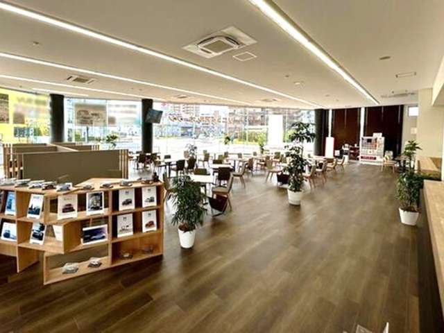 ホンダカーズ大阪 堺西店