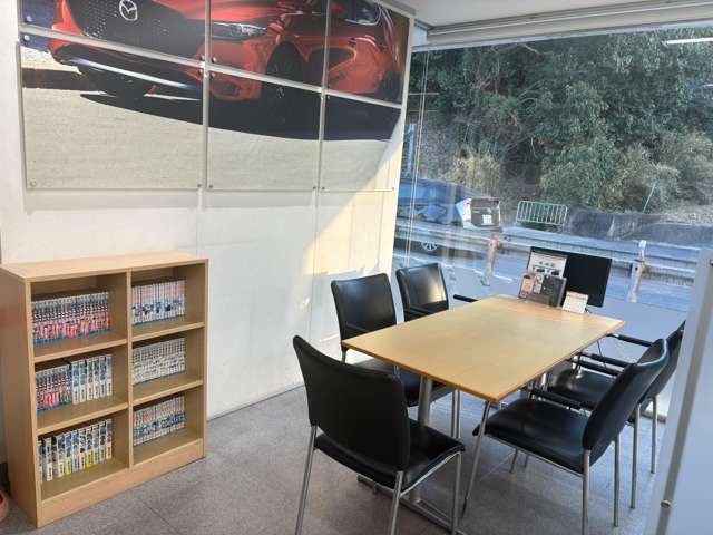 株式会社神戸マツダ 洲本店