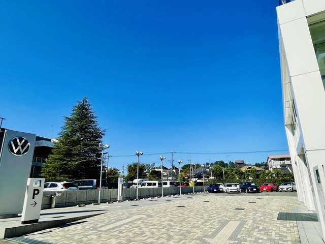 サーラカーズジャパン Volkswagen多摩