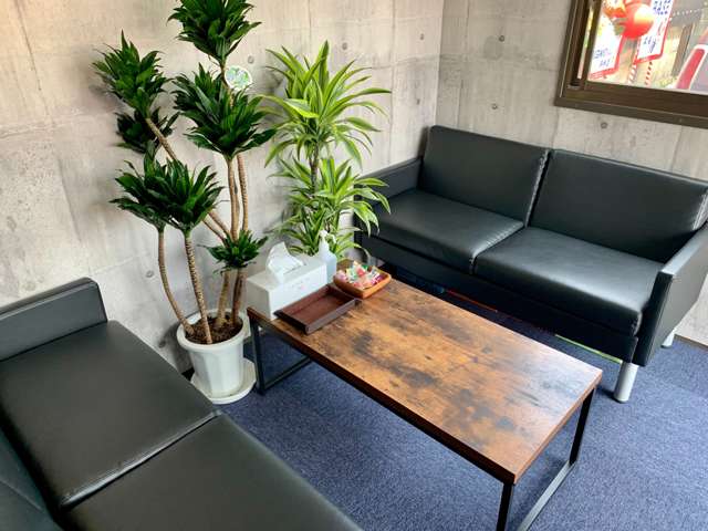 株式会社BASE
