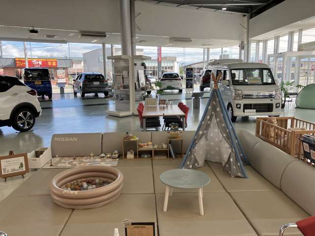 秋田日産自動車 ラ・カージュ店 Ucars秋田