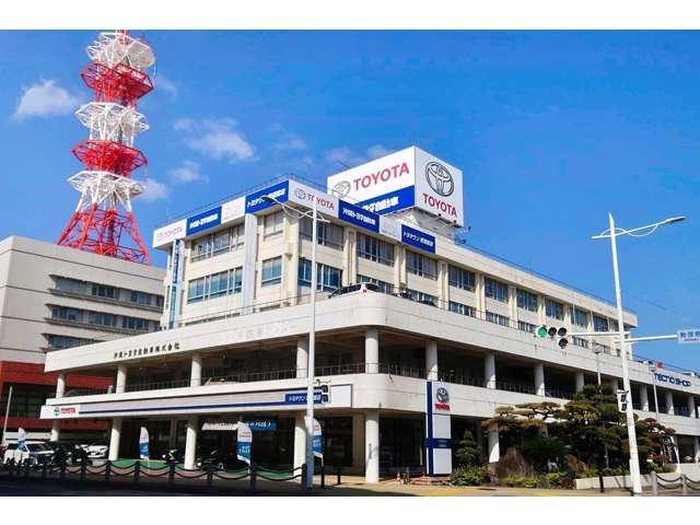 沖縄トヨタ自動車株式会社 トヨタウン 勢理客店