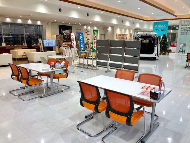 トヨタカローラ福岡 井尻店