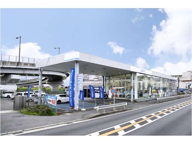 ネッツトヨタヤサカ(株) 桃山店