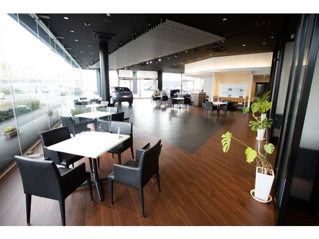 (株)関西マツダ 外環八尾店