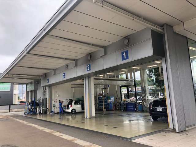 ネッツトヨタ石川(株) 元町店