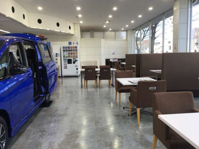 ホンダカーズ横浜 相模原駅前店