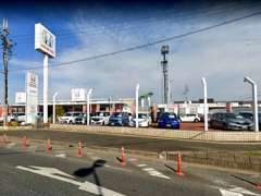 ホンダカーズ南近畿奈良 橿原曲川店(Honda認定中古車取扱店)