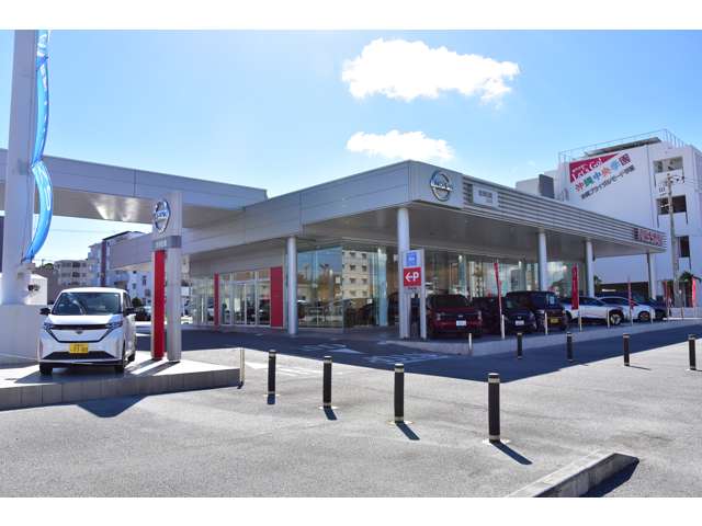 琉球日産自動車 北谷店
