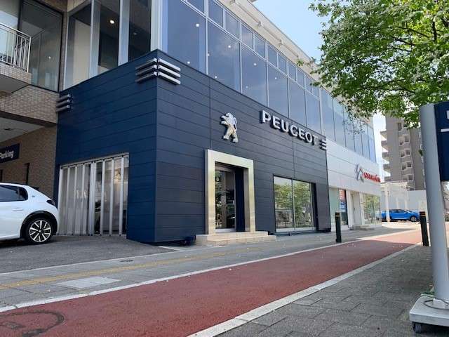 コンクエスト PEUGEOT広島/株式会社BLC