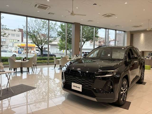 ネッツトヨタゾナ神戸(株) 川西店