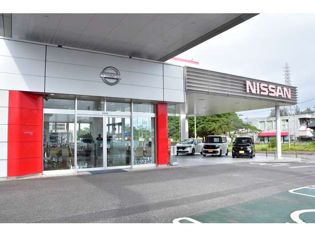 琉球日産自動車 名護店