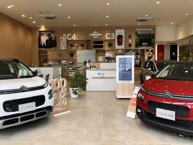 シトロエン福岡/DS STORE 福岡