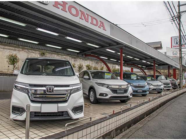 ホンダカーズ大阪 富田林南店 (Honda認定中古車取扱店)