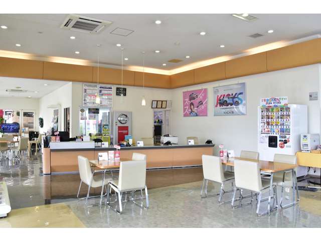 琉球日産自動車 名護店